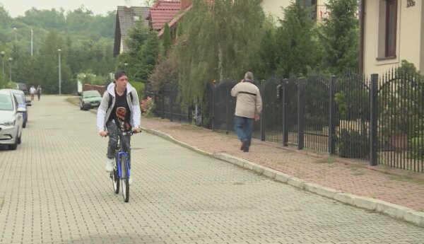 Ja nie mam siostry... Ela to moja dziewczyna!